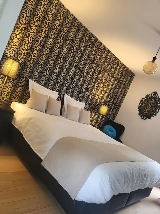 Table Et Chambre Particuliere Mons Exterior foto