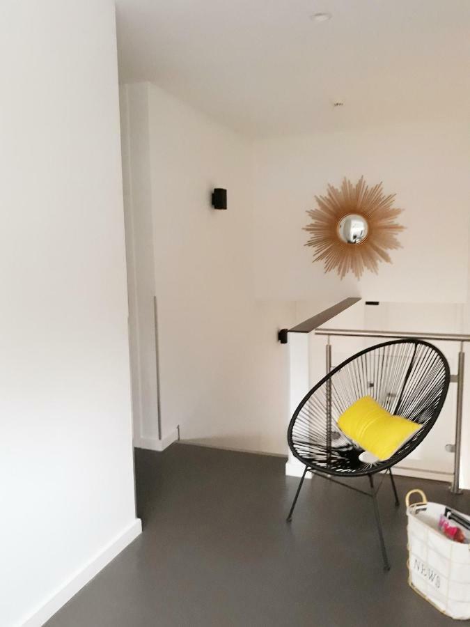 Table Et Chambre Particuliere Mons Exterior foto